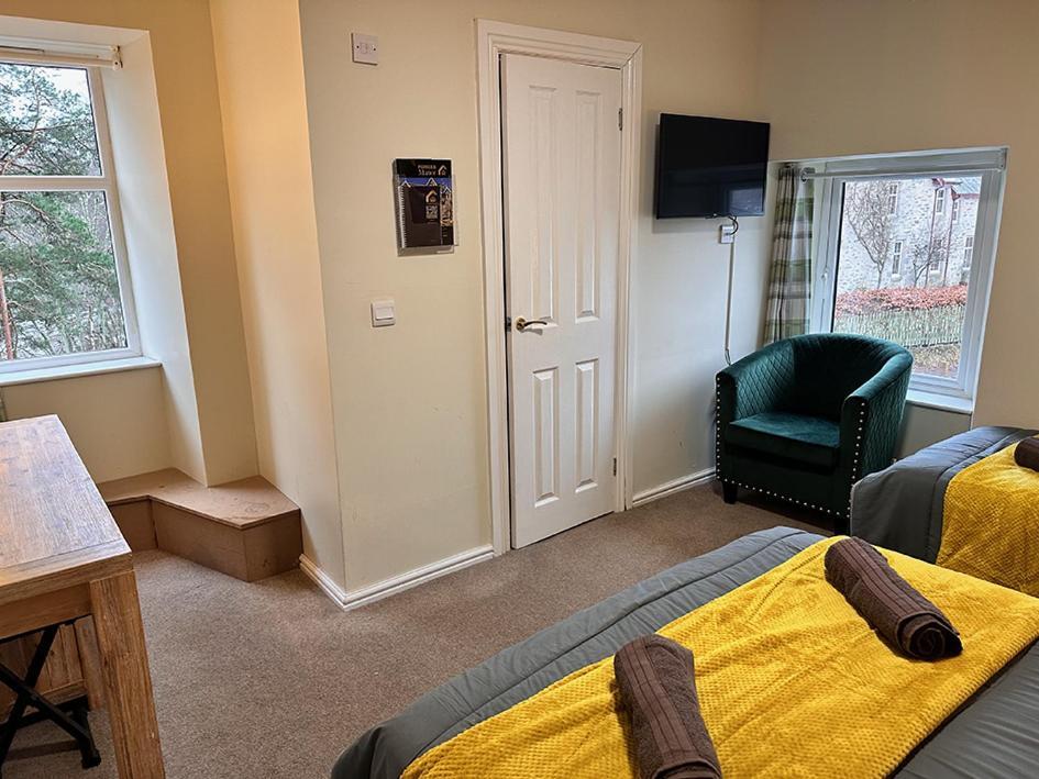 Forces Manor Otel Kincraig Oda fotoğraf